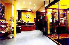 Otel X-tra 3*
