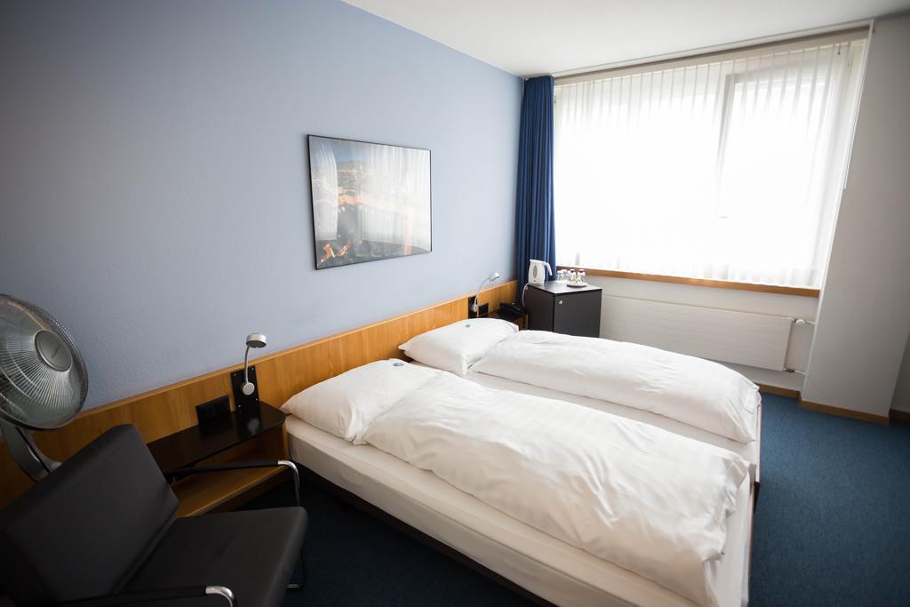 X-tra Otel Zürih