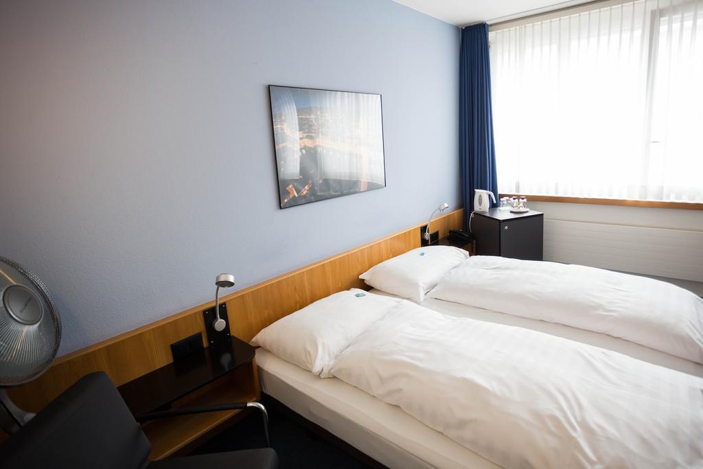 X-tra Otel